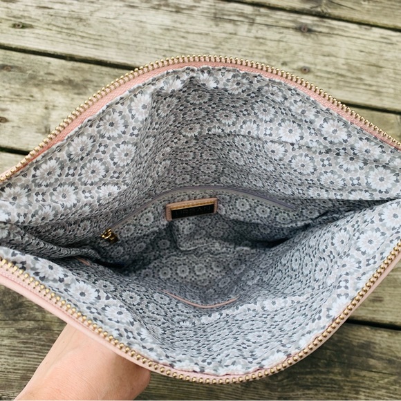 Urban Expressions Fold-Over Crossbody Bag - Picture 5 of 6